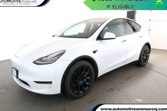 TESLA MODEL Y 2021 5YJYGAEE2MF180775 image